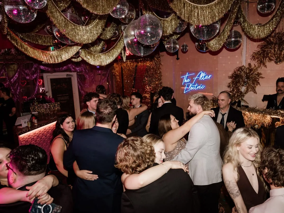 Keeley and Paraic wedding moment 3