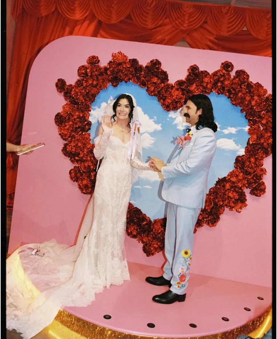 Hannah and Jay wedding moment 5